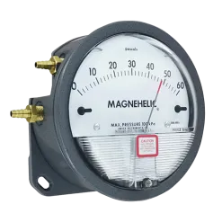 Dwyer Series 2000 Magnehelic differential pressure gauge with side pressure connections